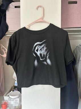 SHEIN Black Crewneck Tee with Subtle White Graphic